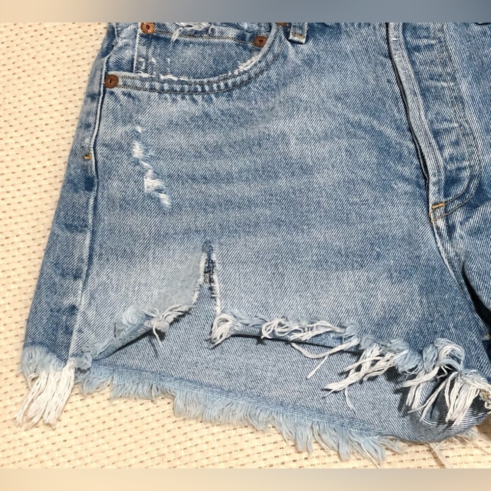 Agolde Parker Cut Off Shorts - Picture 6 of 10
